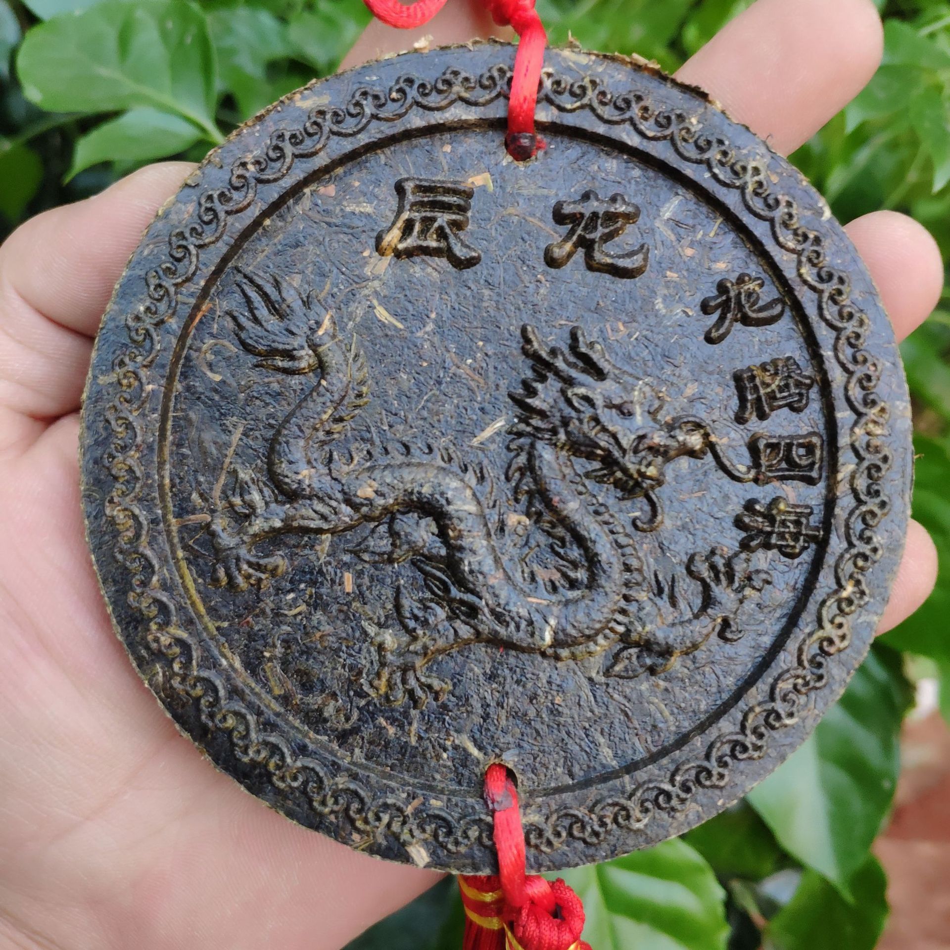 90克云南普洱茶雕生肖挂件中国结挂饰工艺礼品茶10套包邮厂家批发