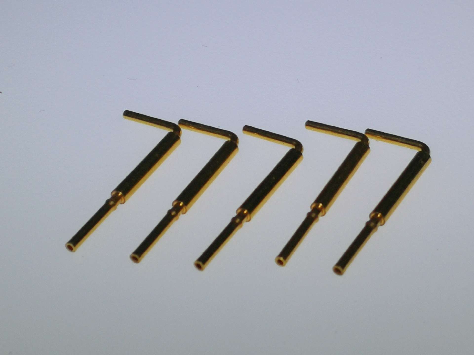 大电流充电针弹针无人机tws蓝牙顶针铜柱探针折弯五金件