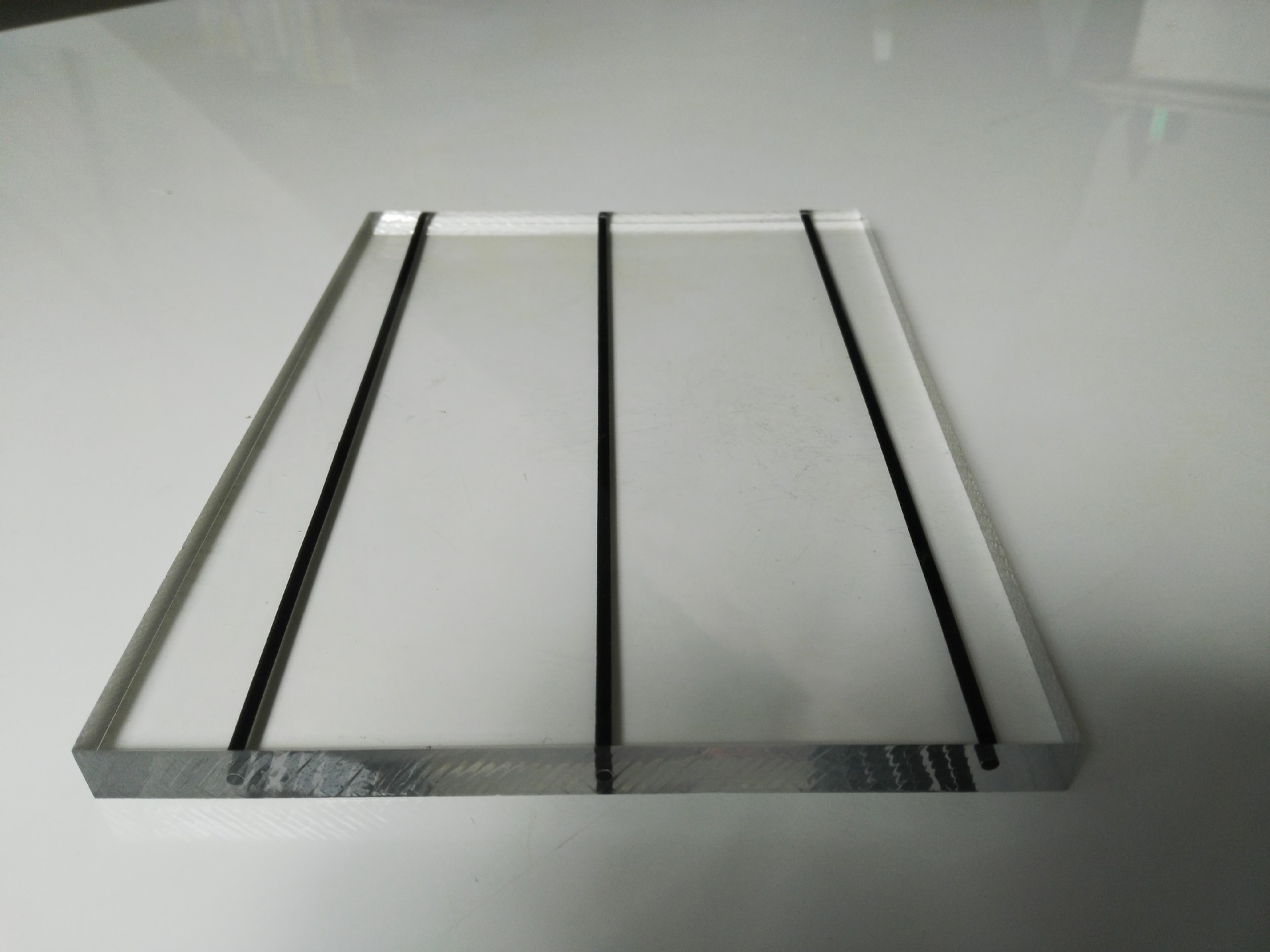 亚克力加筋板加黑色尼龙线全新亚克力材料加工 公路声屏障专用