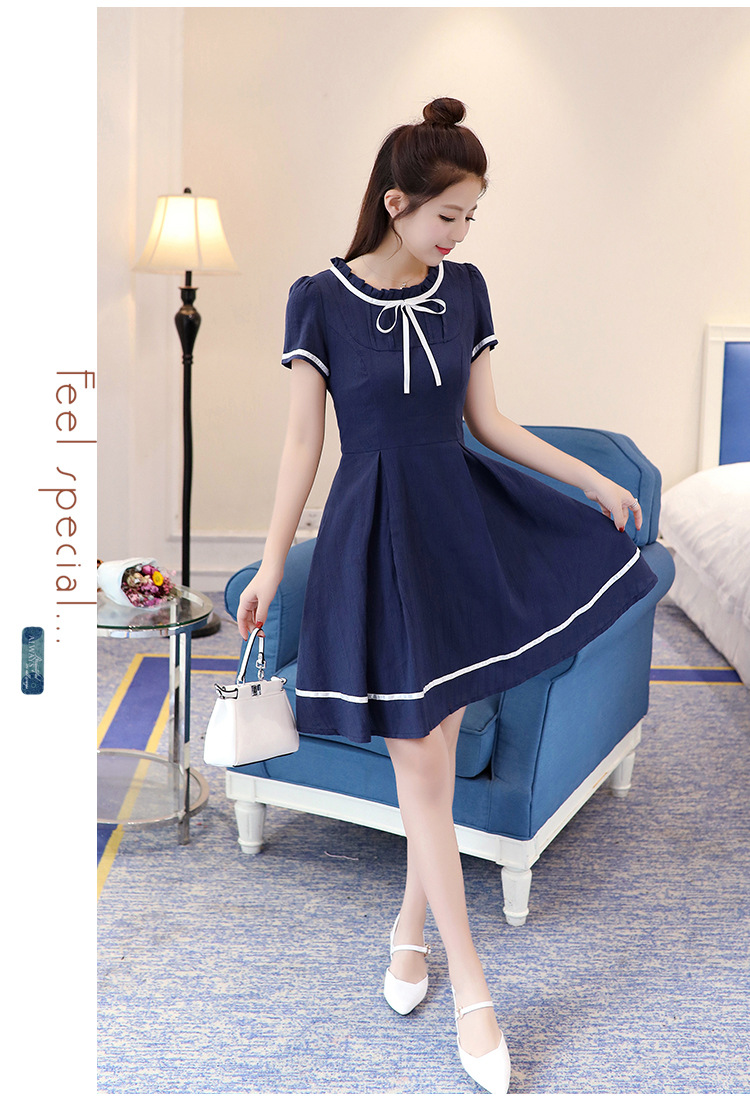 少女连衣裙夏修身圆领中长款学院风小清新短袖学生a字裙