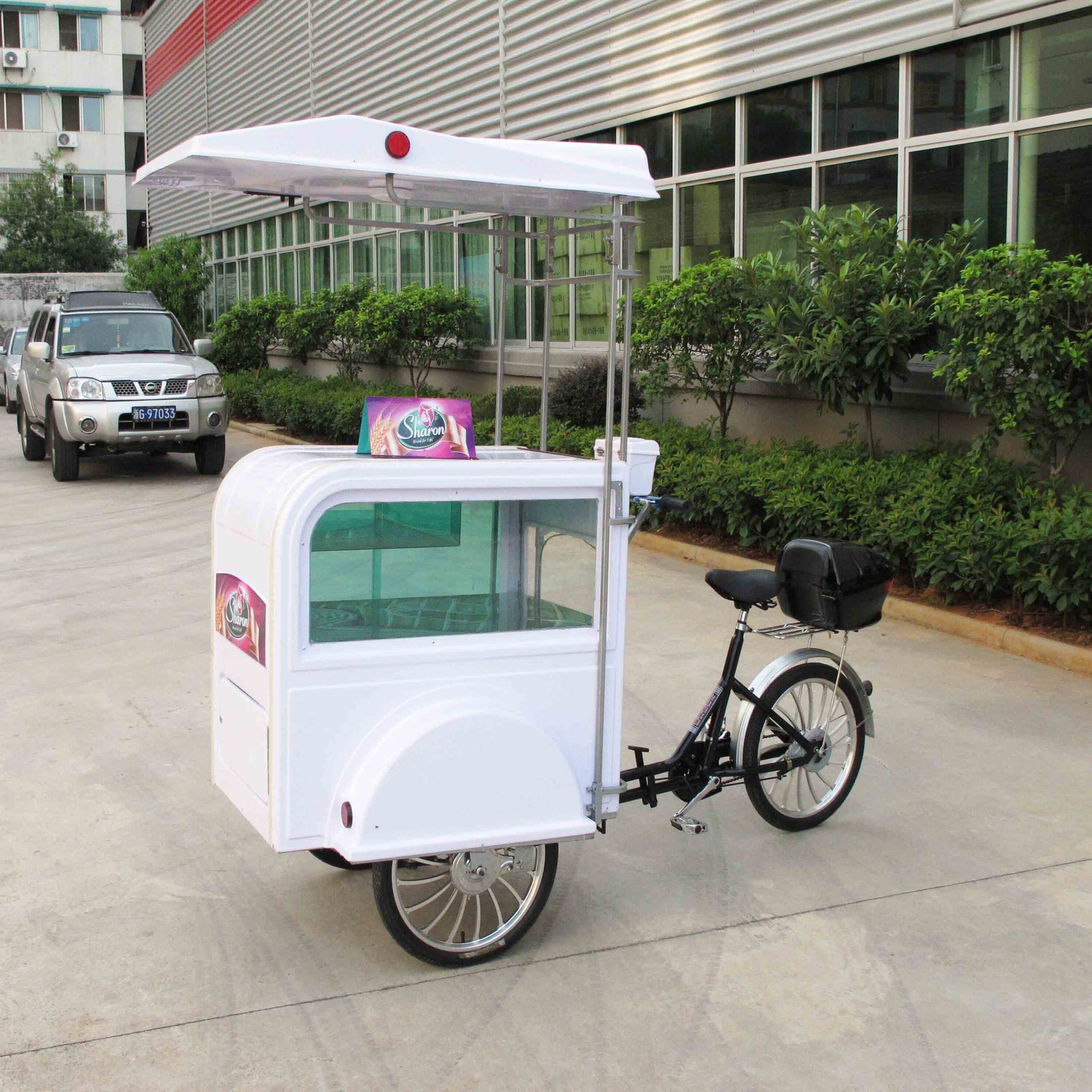 倒骑冰淇淋三轮车icecreamtricycle倒骑早餐车人力倒三轮餐车