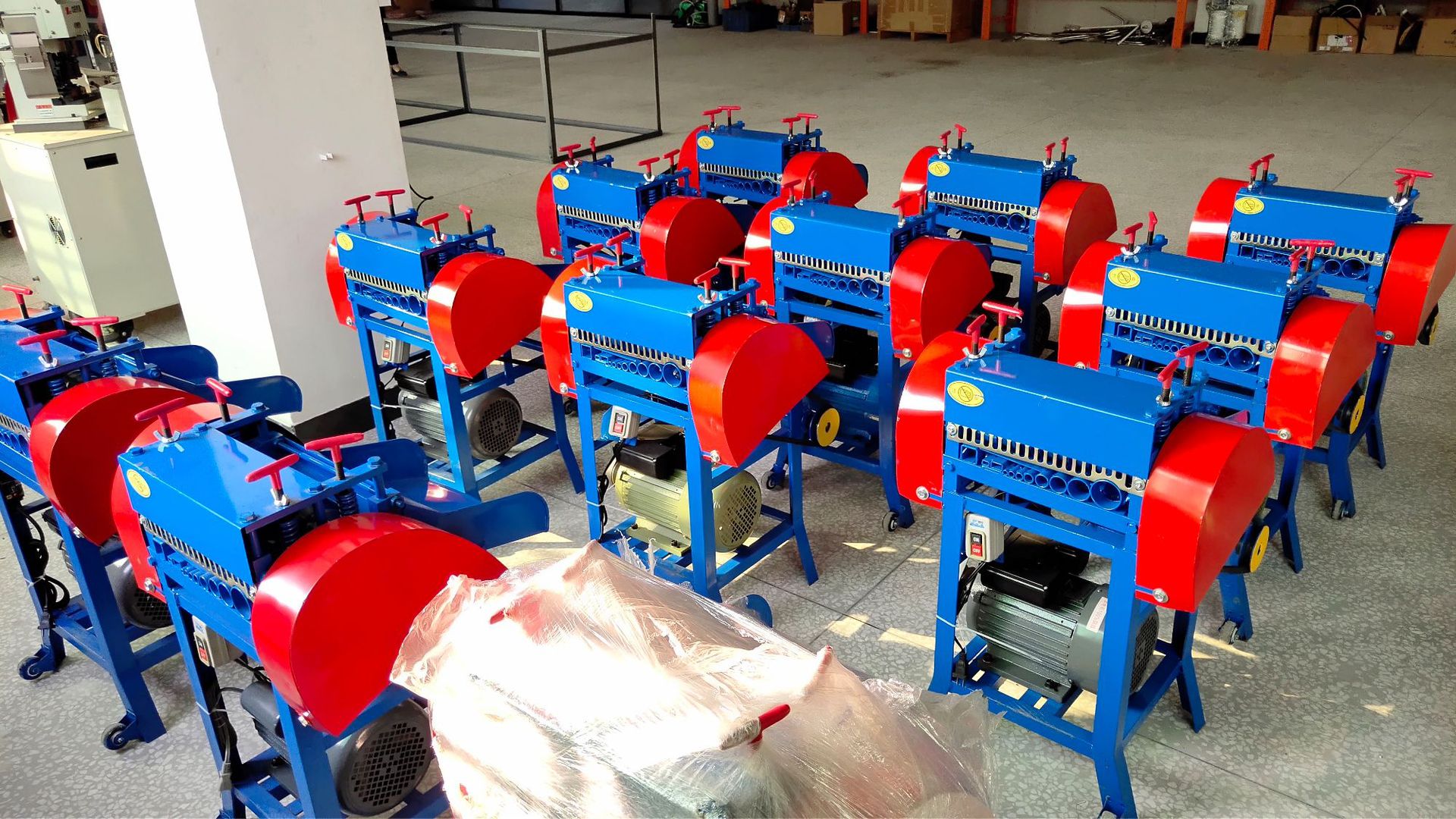 厂家现货批发 废旧电缆电线剥皮机 剥线机 废线扒皮机 电线剥皮机