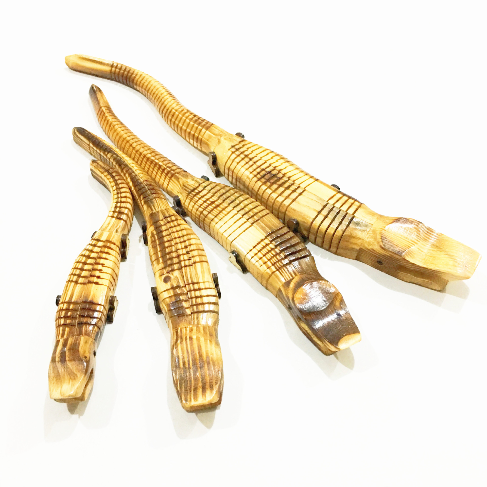 厂家直销木质50cm鳄鱼带盒 儿童玩具小动物模型 景区热卖工艺品