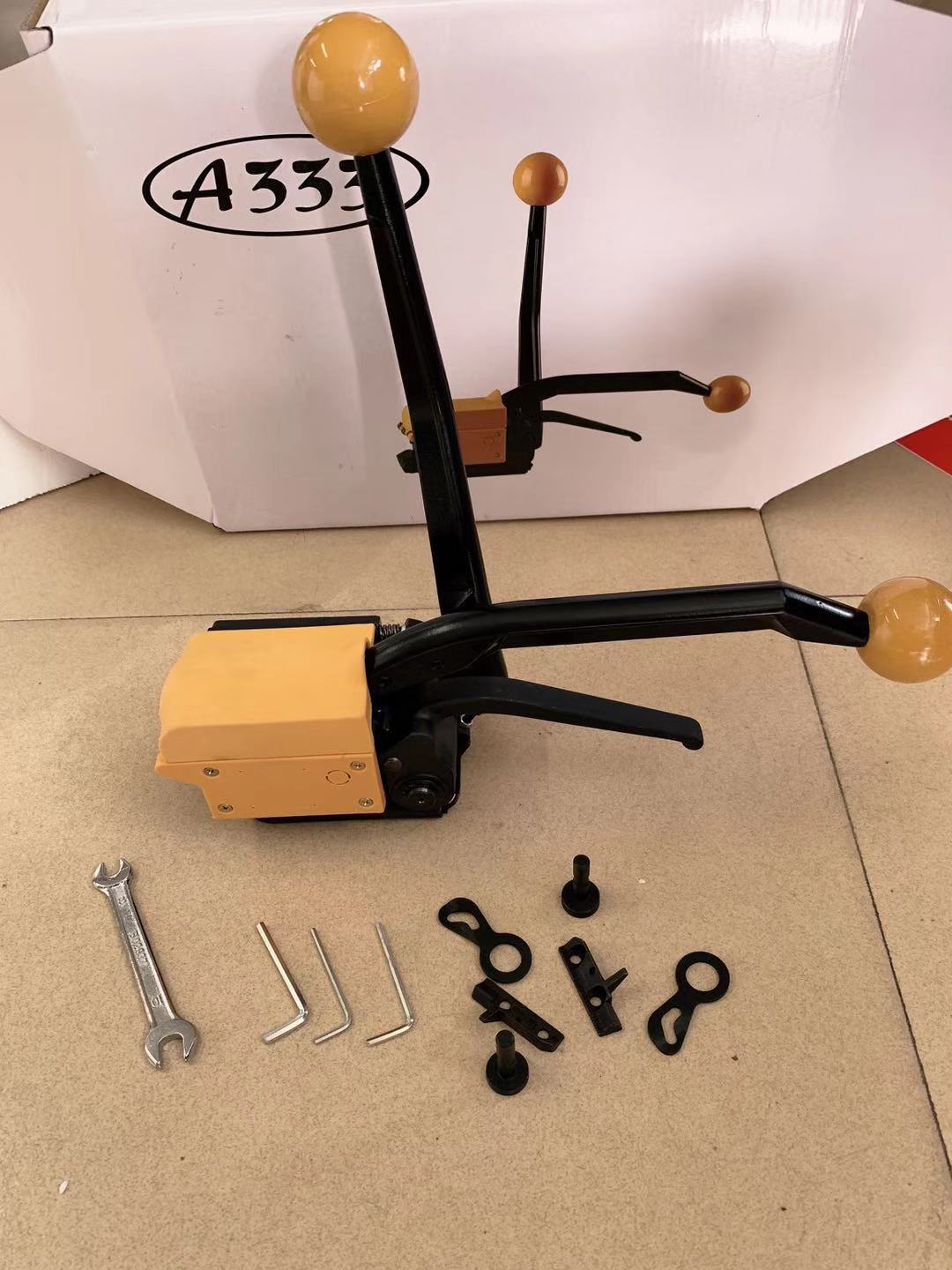 00元 品牌 其他 型号 a333 类型 免扣打包机 适用对象 适用制造.