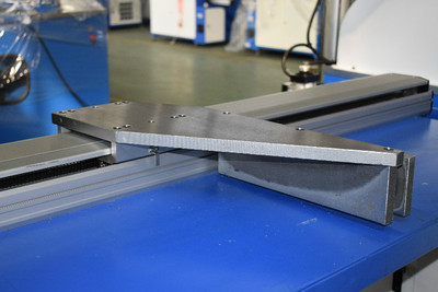 铜铝材切割机 数控自动定尺架 数控伺服自动定尺托料架