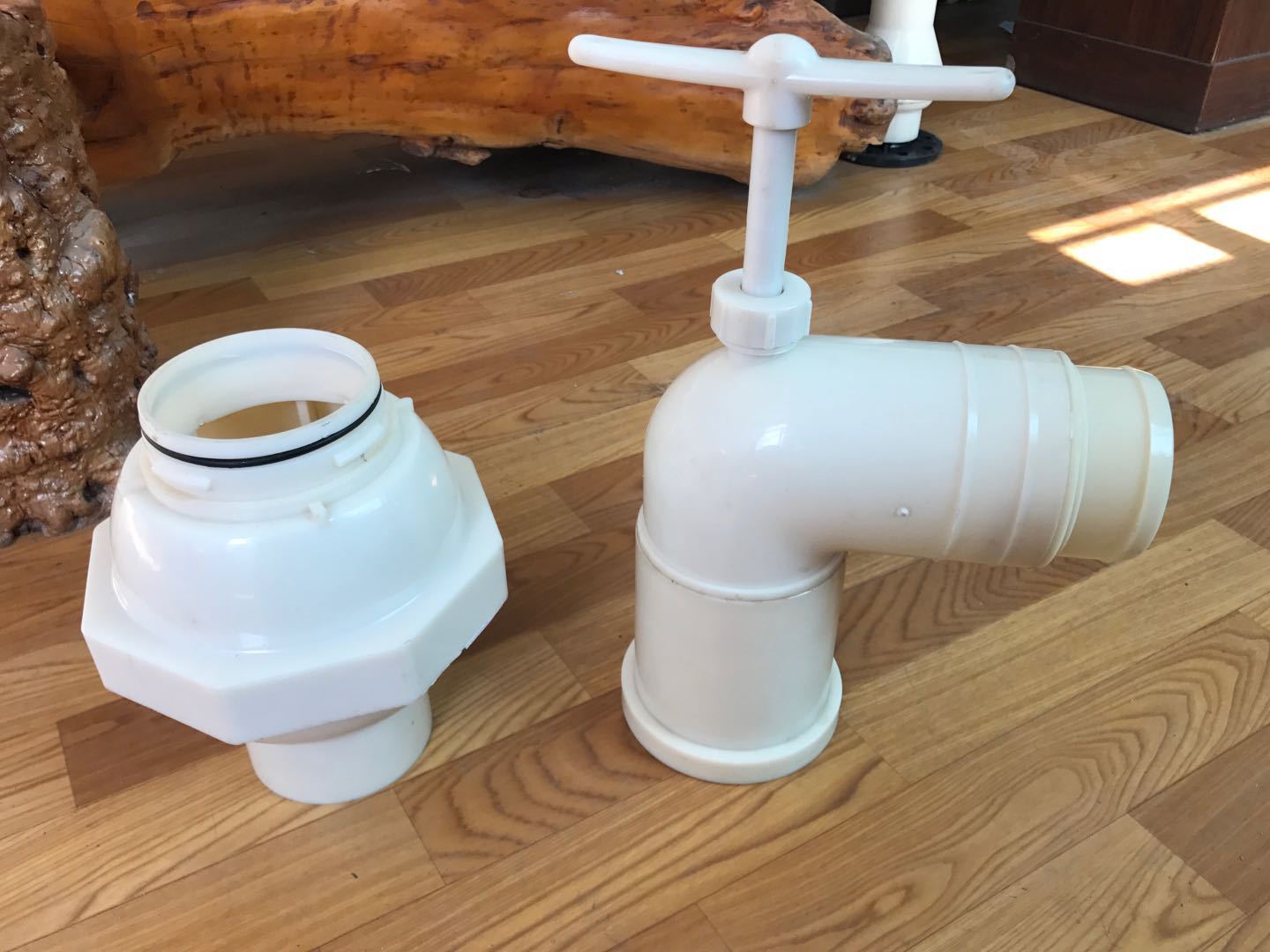 专业生产分体式出水口分体出水口浮球出水口浮球式出水口欢迎选购