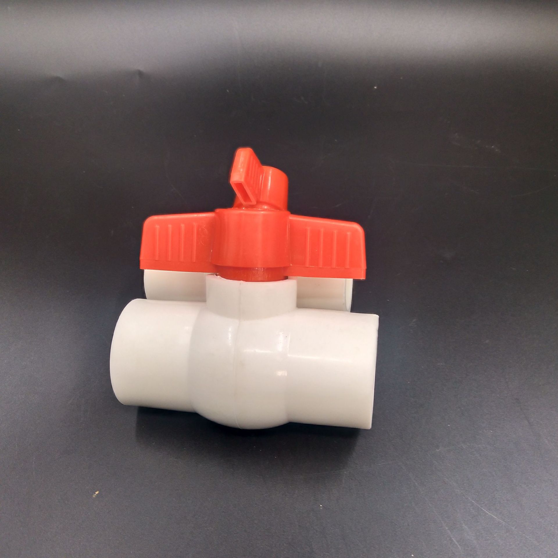 厂家直销ppr全塑球阀平口手动塑料开关阀门pvc螺阀门水暖管件