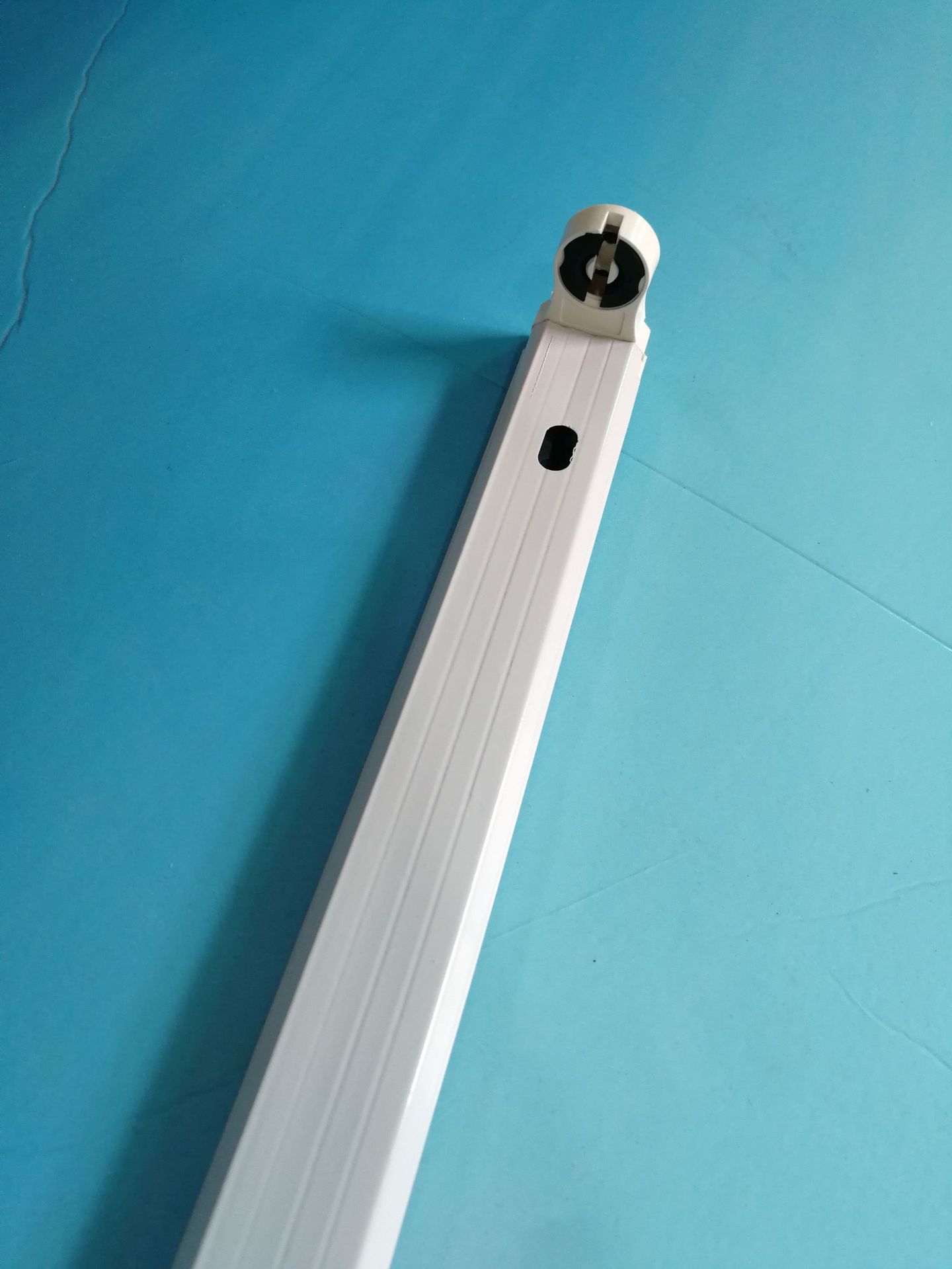 t8支架,t8led支架,t8一体化支架,t8led简易支架,led灯管支架