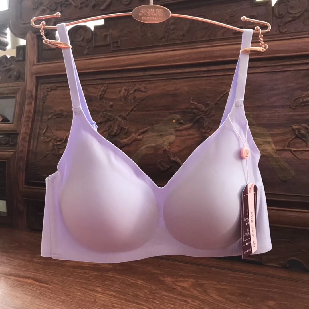 305零感可可乳胶棉无痕光面一片式无钢圈文胸单件女士内衣批发