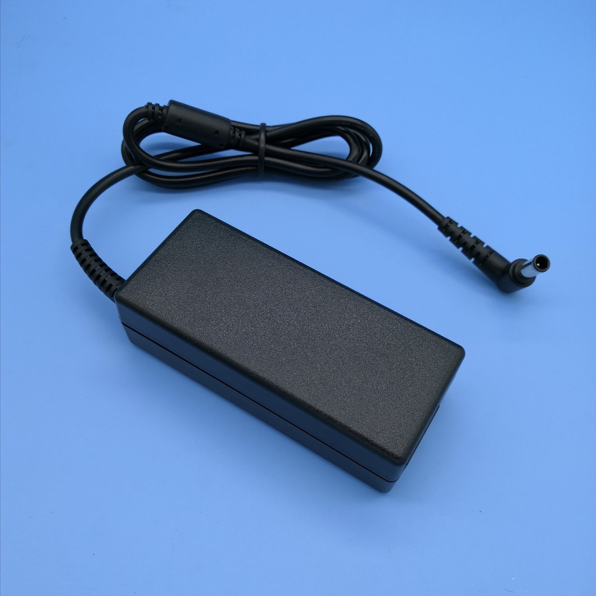 适用于sony 索尼16v4a笔记本电源适配器充电器6.5*4.4mm