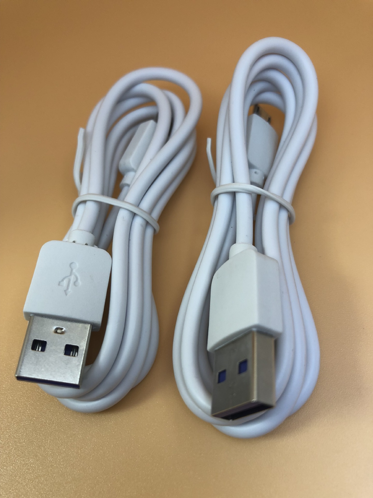 厂家直销 1米4芯v8充电线 通用安卓充电数据线microusb手机数据线