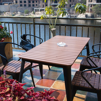 露台桌椅花园庭院塑木室外户外组合休闲简约现代木咖啡厅外摆餐桌