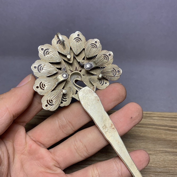 古玩杂项收藏 苗银藏银孔雀簪子 镀银发簪 影视道具 工艺礼品