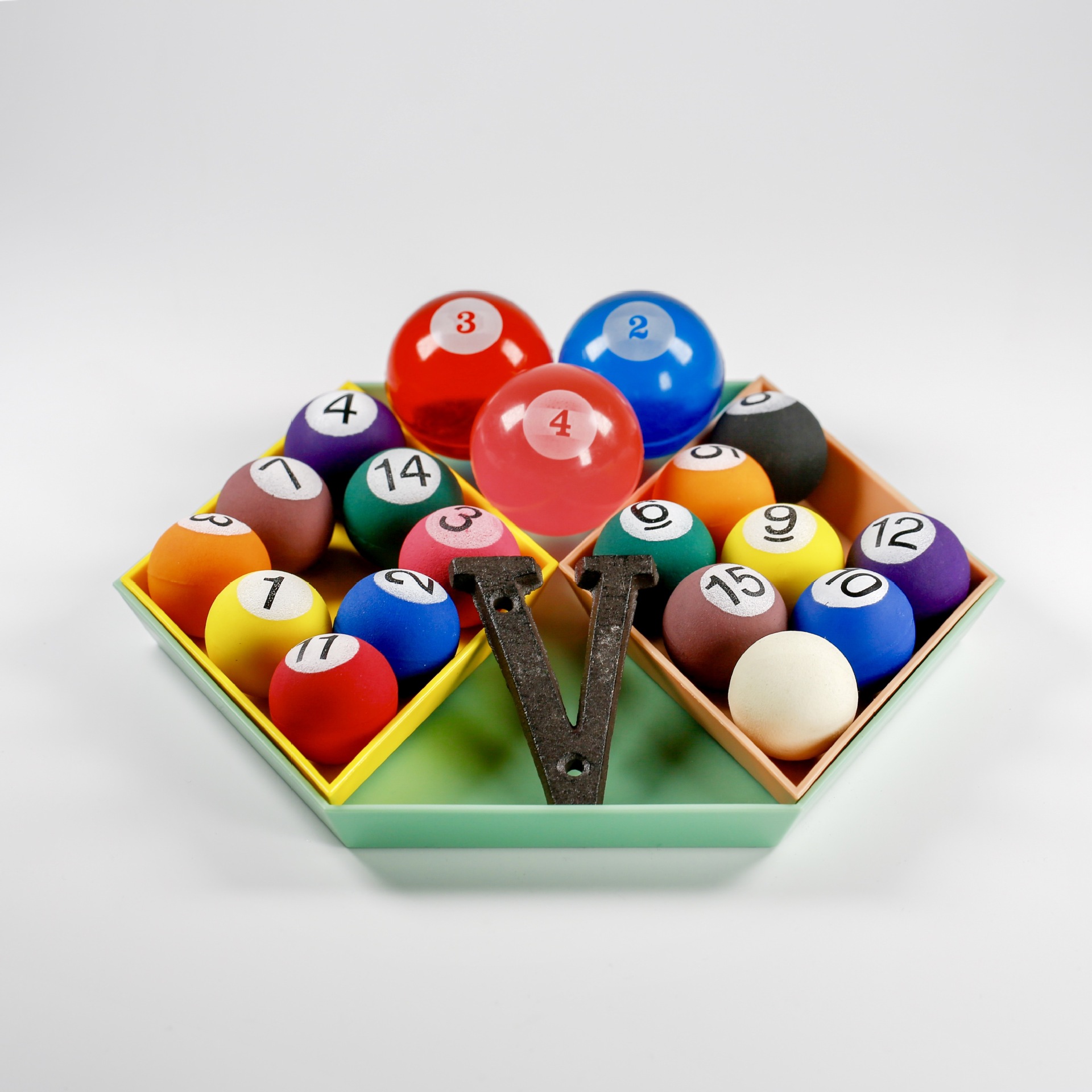 维克多经典款 弹力球 一元扭蛋球 地推扫码小礼品弹跳球厂家直销