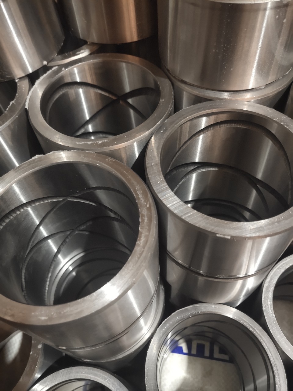 厂家直销石墨轴套石墨耐磨套石墨轴承钢料毛坯