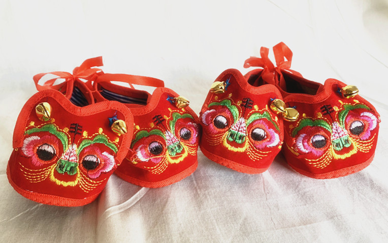 陕北民间工艺品纯手工老虎鞋虎头鞋传统童鞋小孩鞋婴儿鞋满月礼物