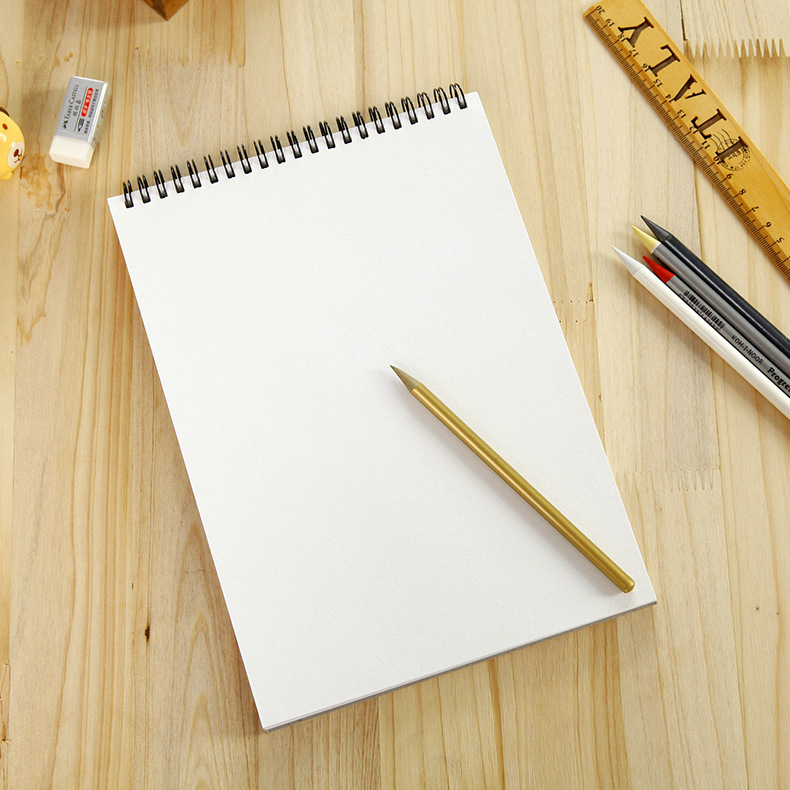 玛丽a4/16k绘画涂鸦本 素描本 手绘速写本 学生彩铅纸画本画册