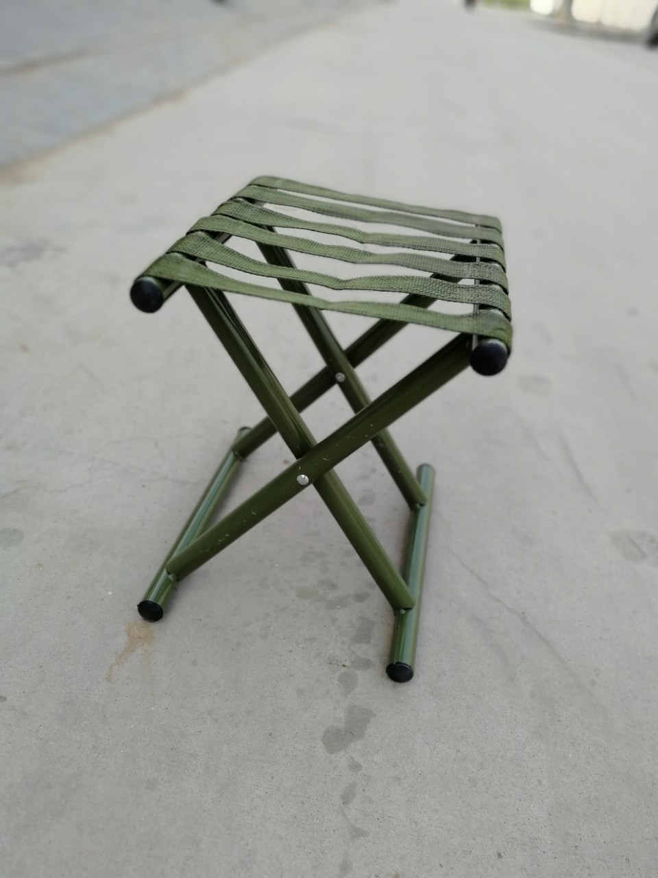 绿色马扎折叠凳子户外用品折叠椅铁管圆管椅子折叠马扎