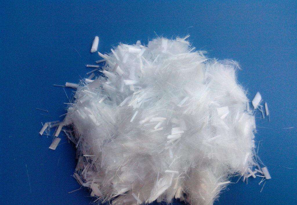优质 聚丙烯纤维 抗裂纤维 耐拉纤维 砂浆腻子粉用聚丙烯短纤维