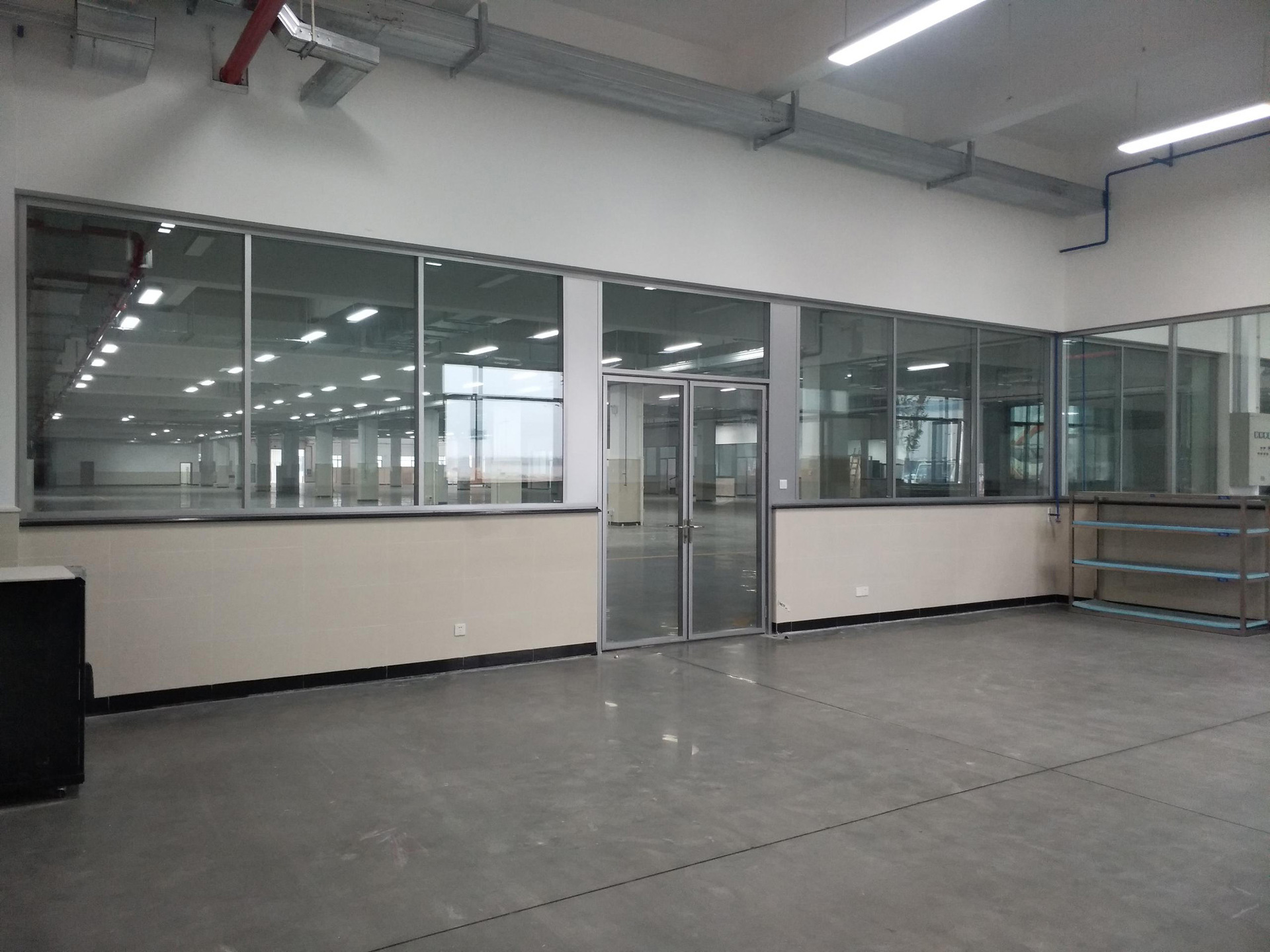 厂房车间隔断双面非承重隔断墙半高双面防火玻璃隔墙钢制双玻隔间