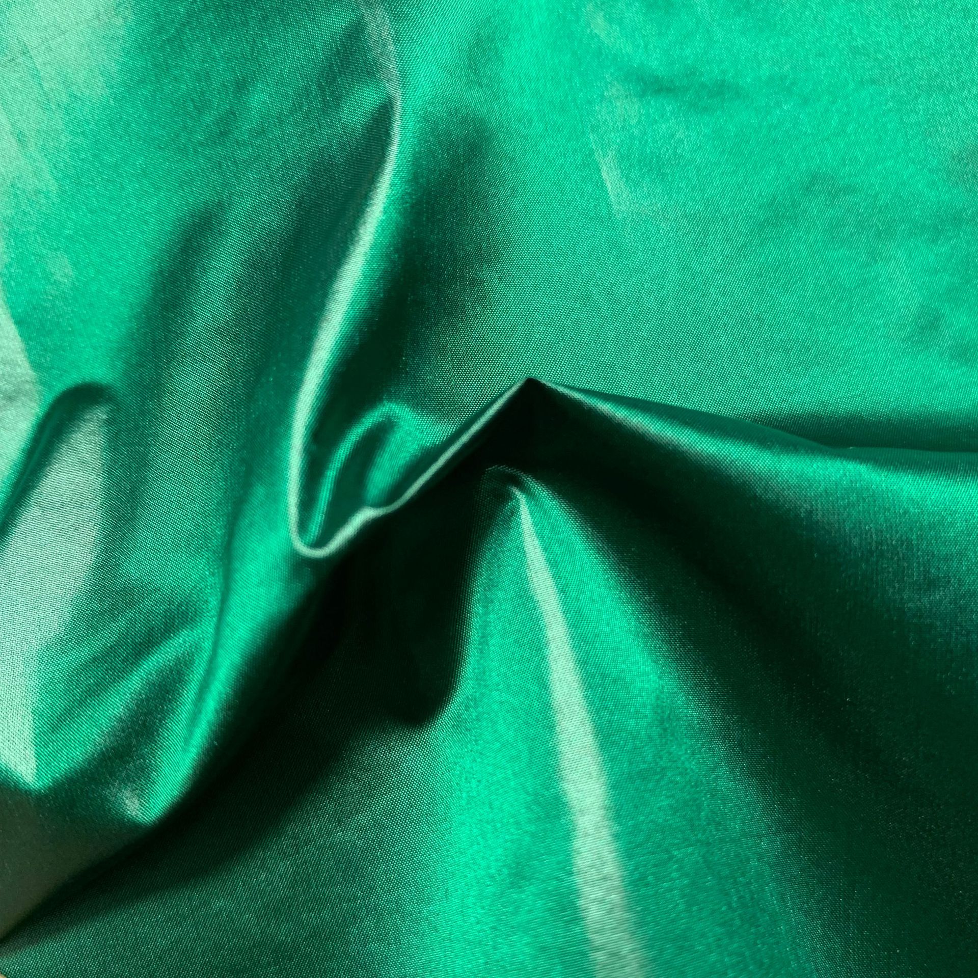 现货400t黑丝圆孔尼丝纺 无胆防绒黑丝圆孔双色尼丝纺羽绒服面料