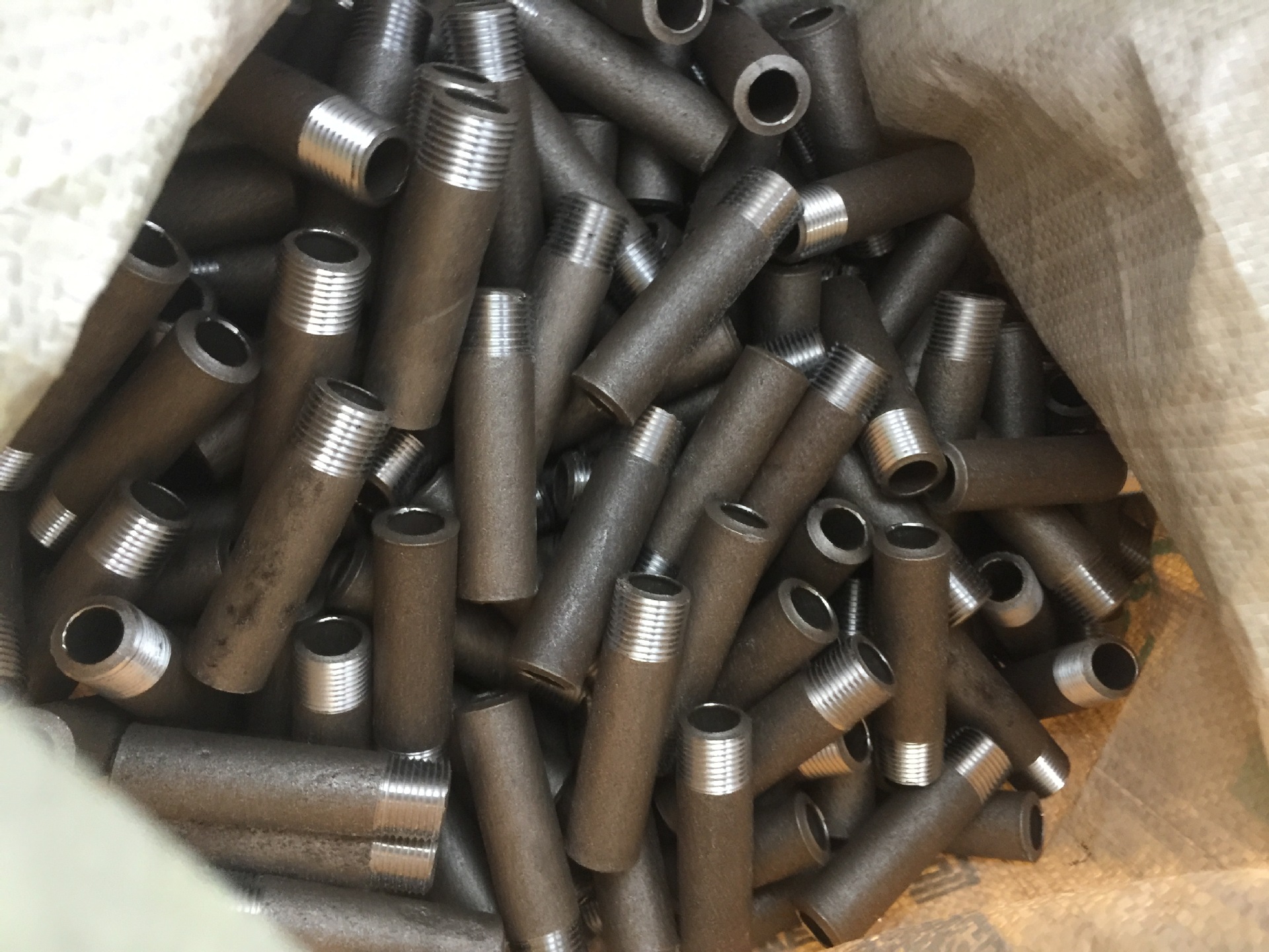 碳钢焊接无缝单头丝熟铁外丝接头无缝钢管单丝头4分6分100mm长