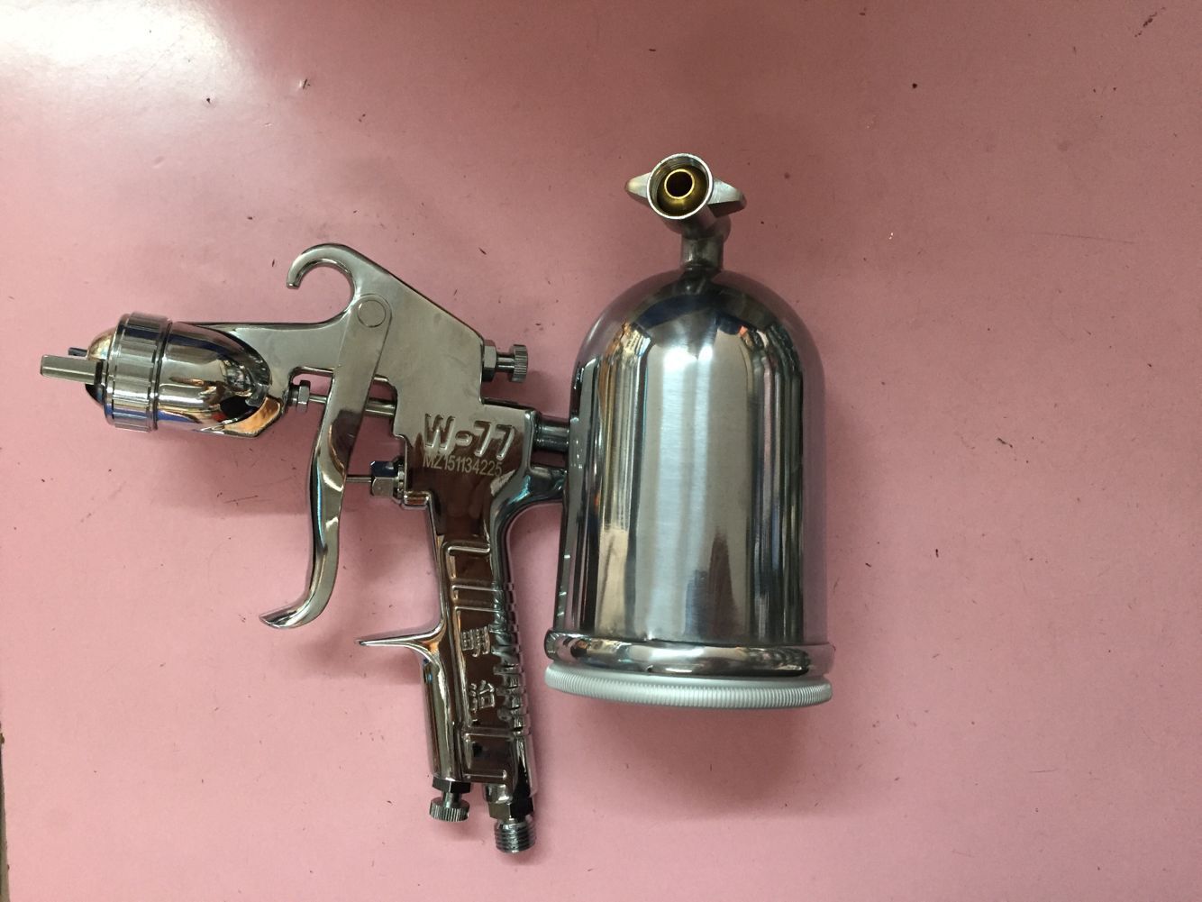 明治喷枪高雾化汽车油漆喷漆枪气动家具喷漆工具木工涂料w-77