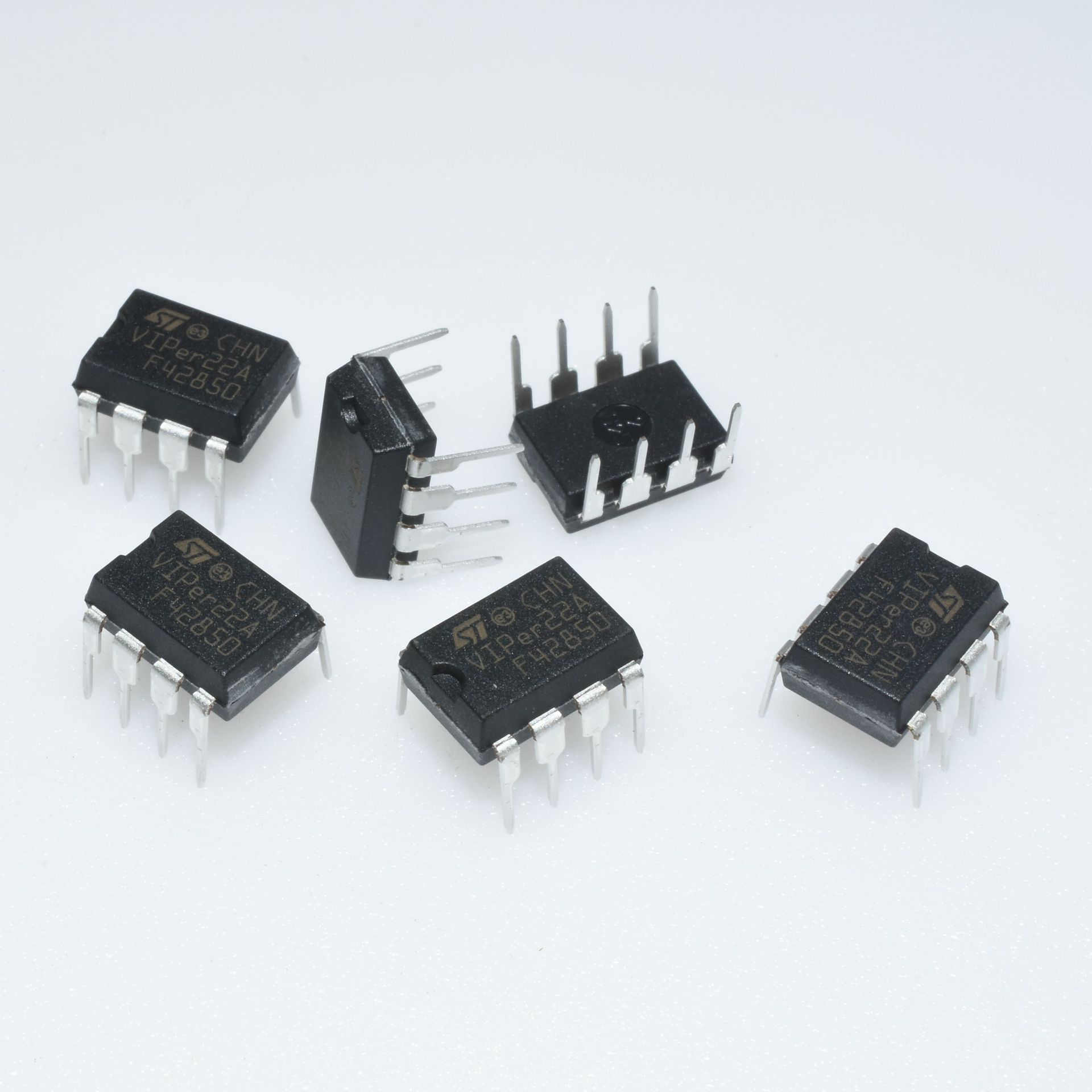 viper22a 直插dip8 电磁炉 开关电源集成芯片ic 低