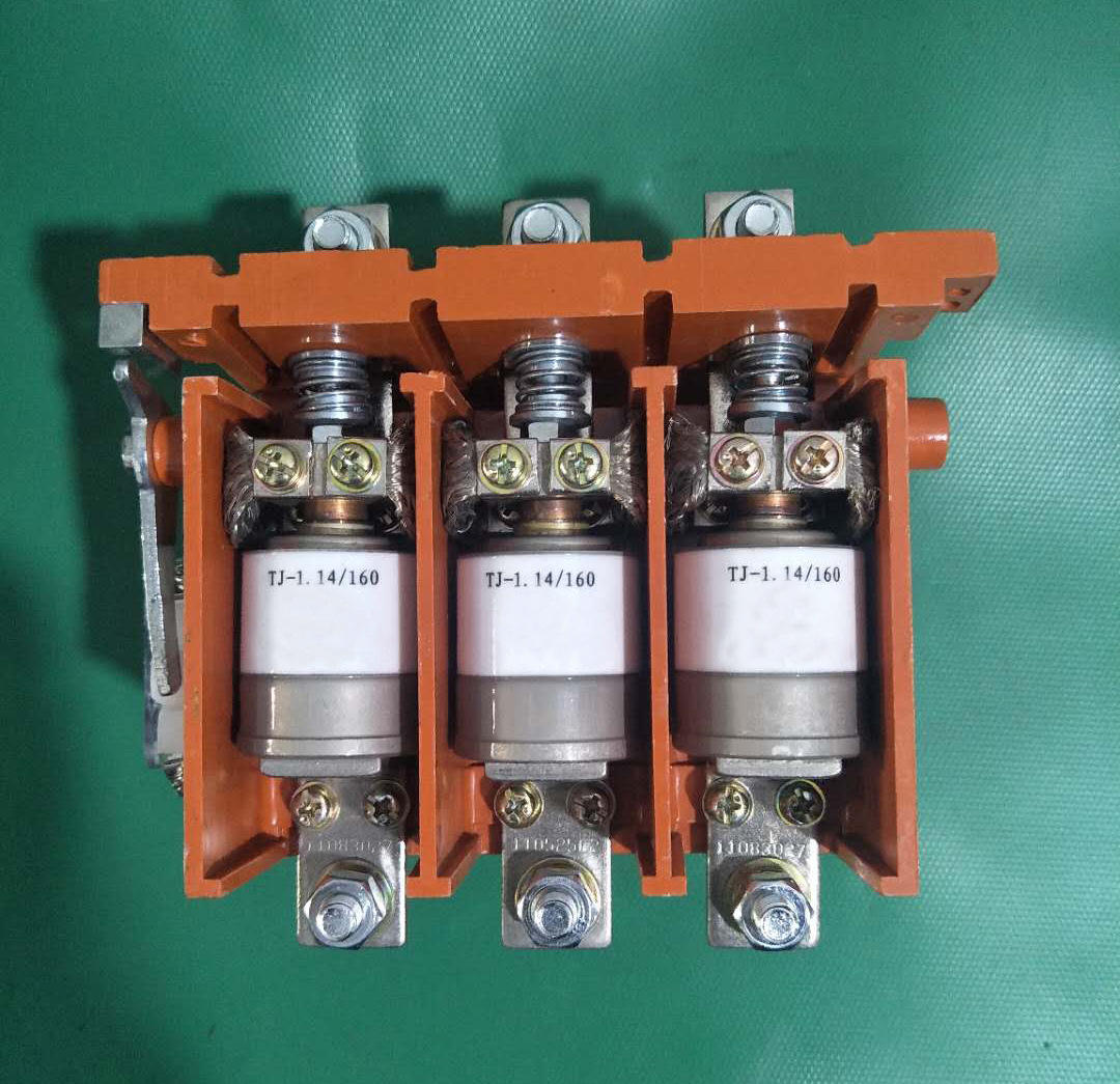 专业生产ckj-160/ac220v交流真空接触器80a高压真空接触器现货