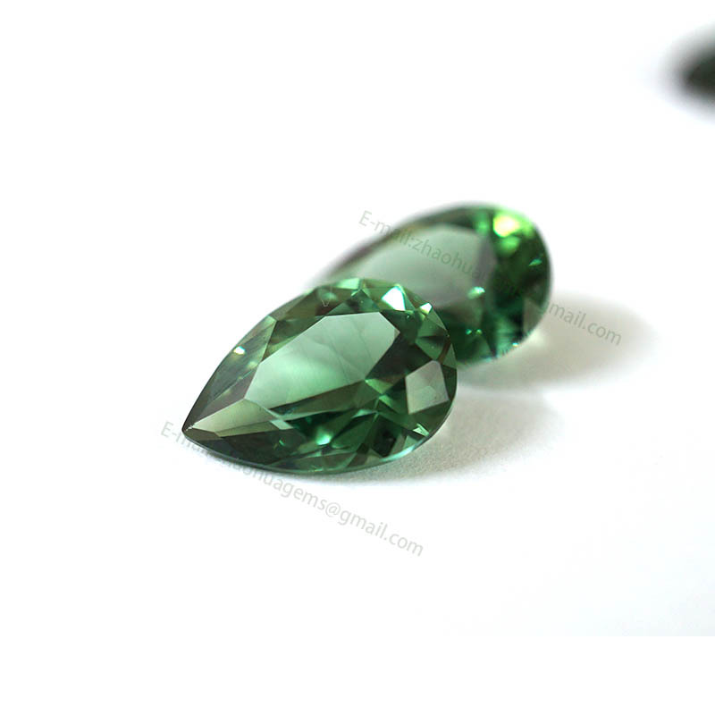 绿刚玉 水滴梨形宝石 合成蓝宝石 绿刚玉梧州宝石