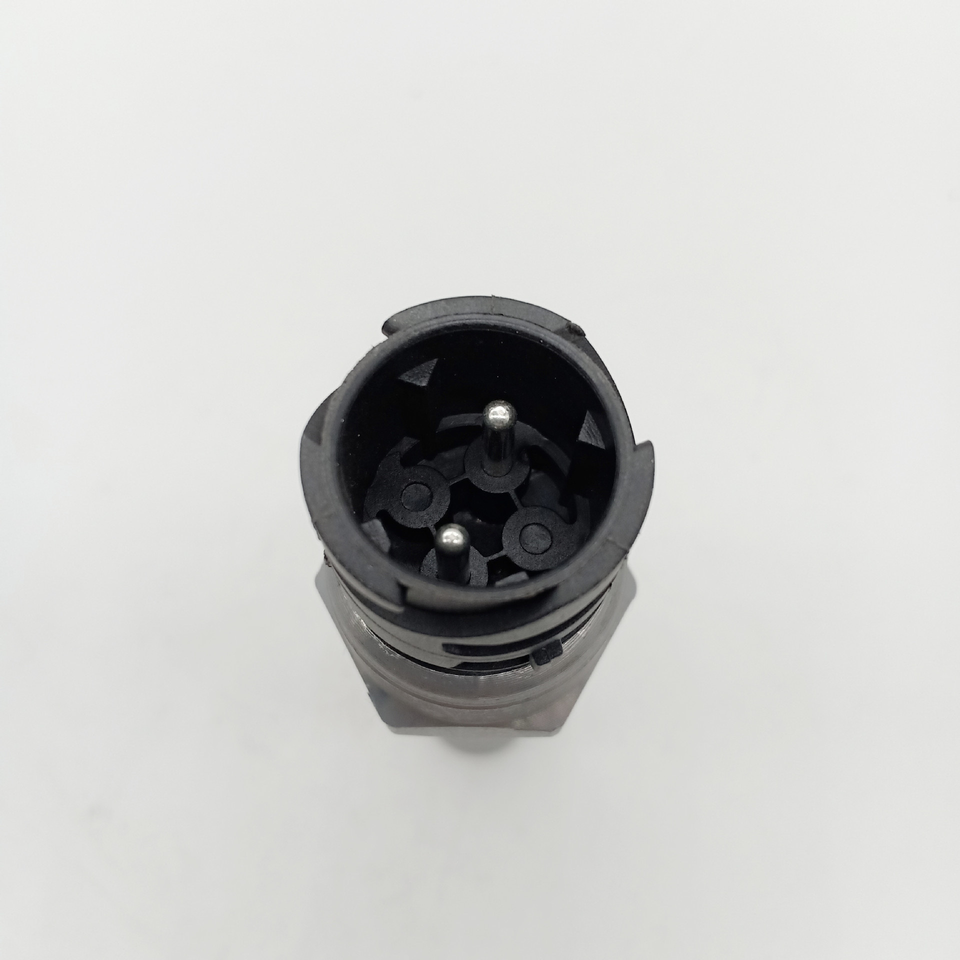 适用奔驰汽车电子速度传感器 a0125425617转速传感器