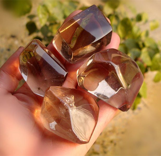 天然大颗茶水晶能量石 海底轮