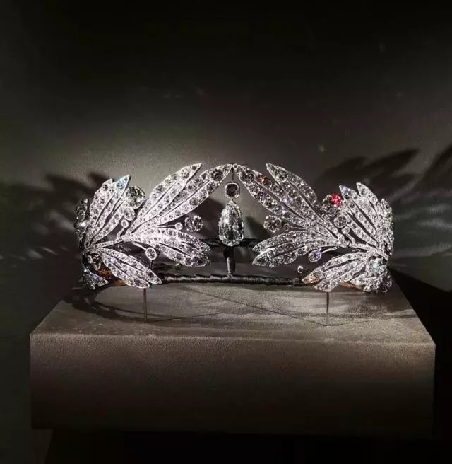 欧美新款皇室复古月桂叶大王冠新娘结婚锆石皇冠婚礼头饰婚纱配饰