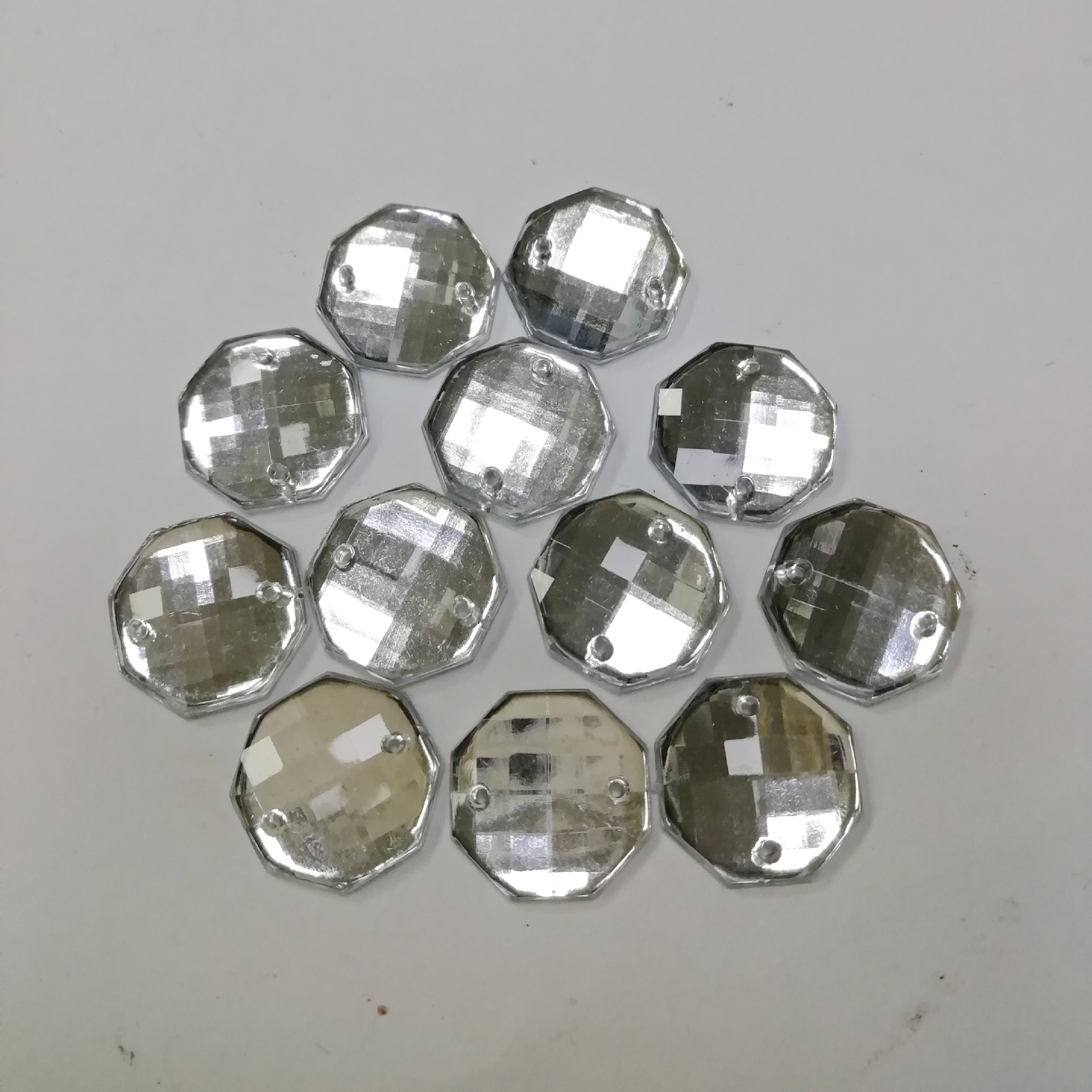 塑料手缝钻八角压克力钻平底双孔龟面亚克力diy水钻散珠饰品配件