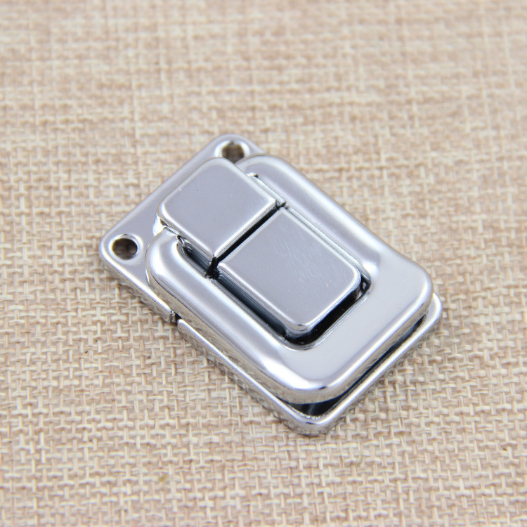 大号镀铬方片锁铁质太平扣仿古箱扣包装礼盒锁扣木盒搭扣箱包配件