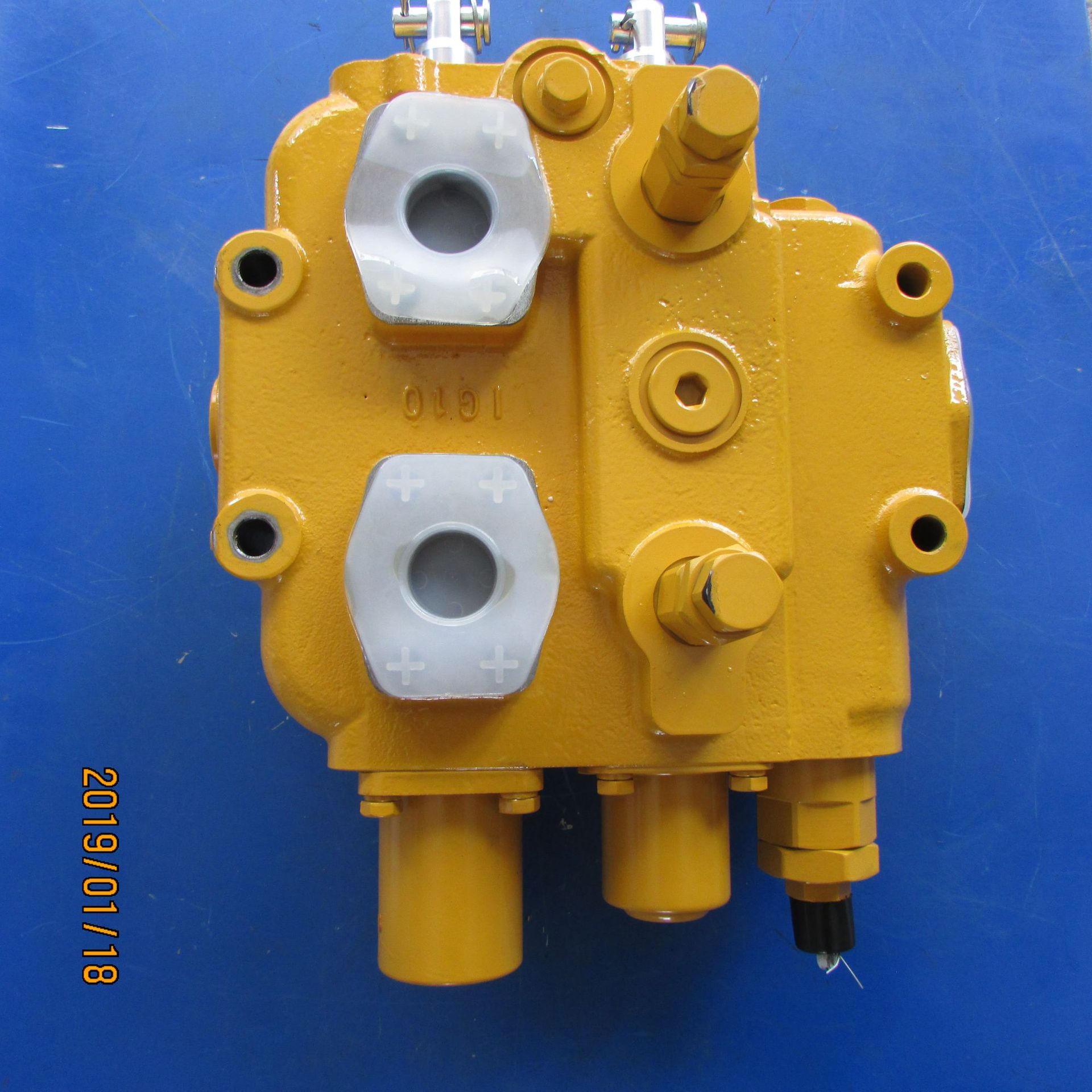 优质供应徐工装载机原厂配件803072581 gdf32-00d分配阀 品质保证