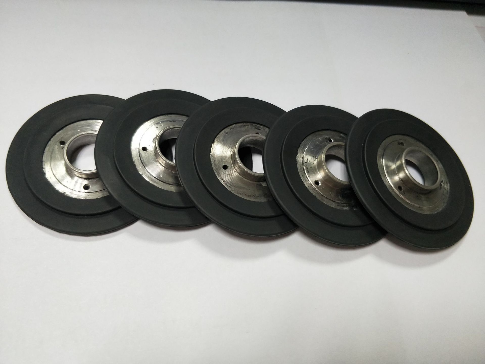 开模定制各种材质包胶 硅胶包胶 橡胶包铁 丁氢胶包铁芯 橡胶包铝