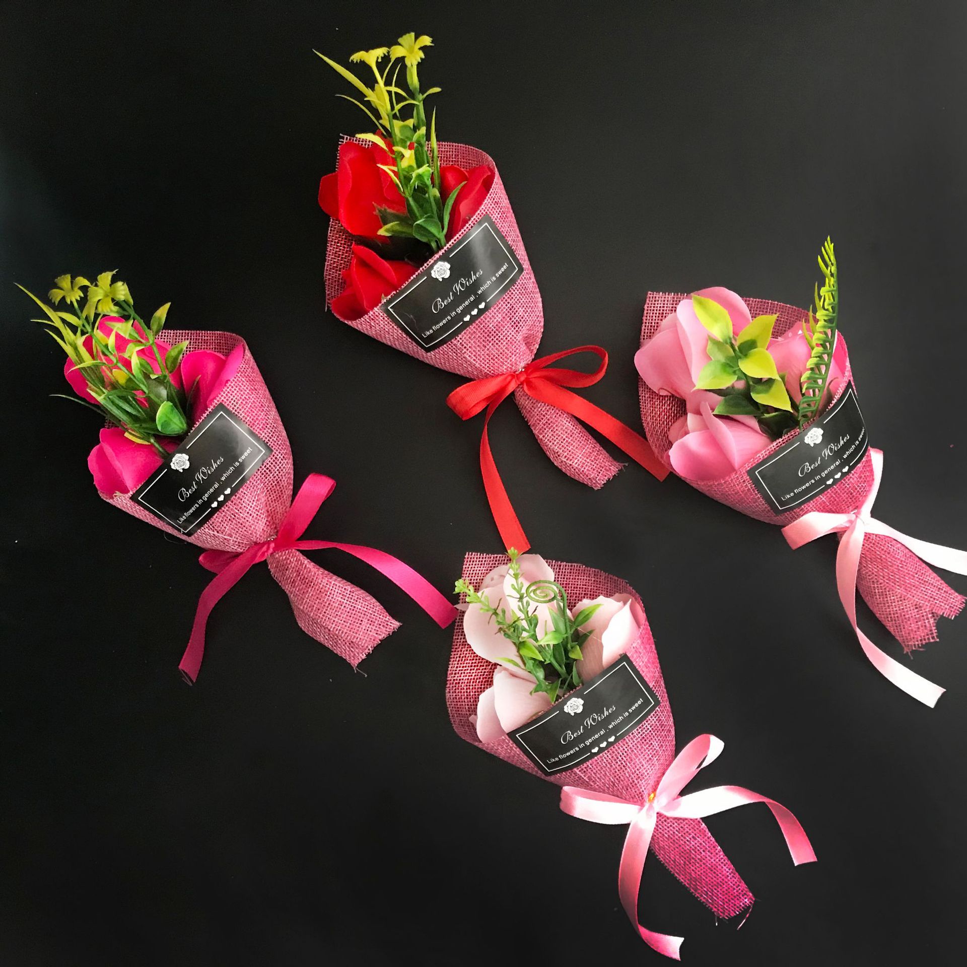 三朵玫瑰皂花