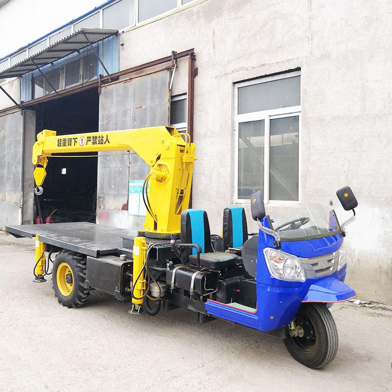 厂家直销三蹦子随车吊 三轮车改装吊寿材下葬车 三驴子随车吊