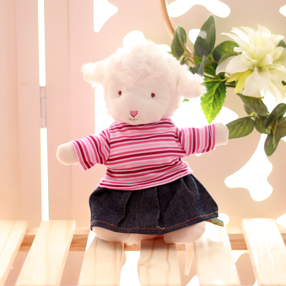 抖音小羊学院风小羊玩偶衣服穿衣娃娃服饰蜜蜂胡萝卜套装可代发3