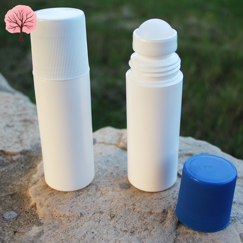 厂家现货 30 50ml滚珠瓶 平盖塑料走珠瓶 香体露液体滚珠瓶