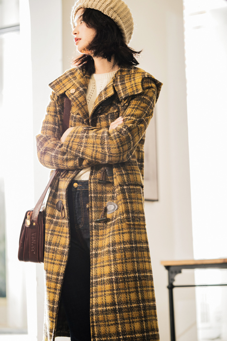 19秋冬日式学院百搭格子羊毛大衣牛角扣连帽中长款毛呢外套女7366