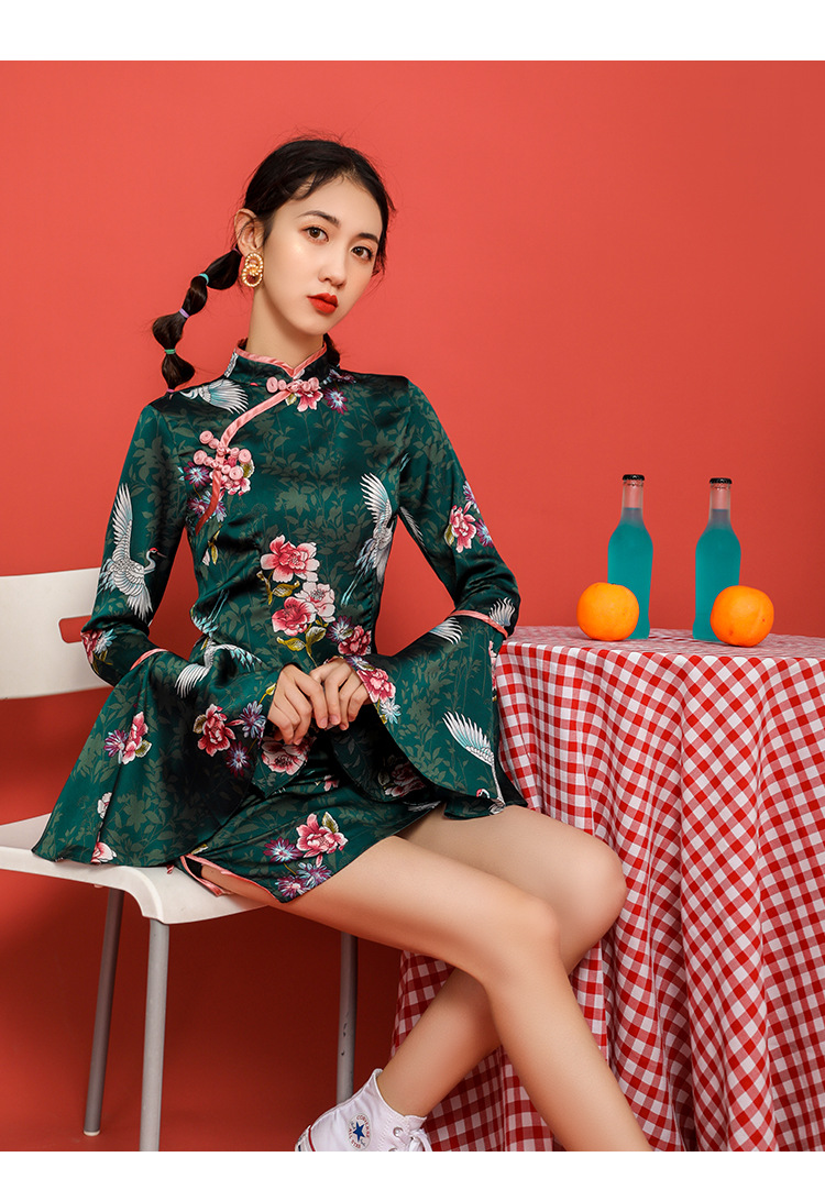 【实拍】仙鹤改良年轻少女旗袍喇叭袖短连衣裙仙