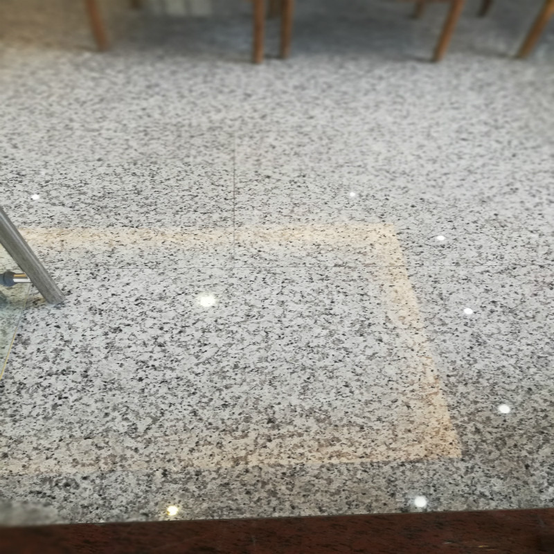 大白花芭拉白花岗岩异型石材加工火烧板荔枝面外墙挂板楼梯踏步板