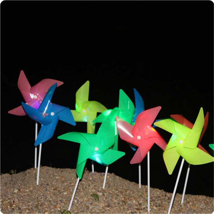 Three-Dimensional Luminous Windmill Flash Windmill Colorful Four-Leaf Windmill Children's Handle Luminous Toy Stall Temple Fair Wholesale