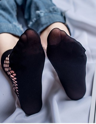 网袜短袜女黑色镂空加固脚底中网格女袜夏季薄款渔网袜短筒