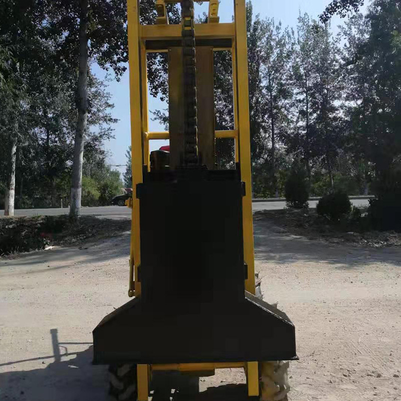 多功能打夯机厂家定制 自走式四轮链条打夯机 柴油自走打夯机