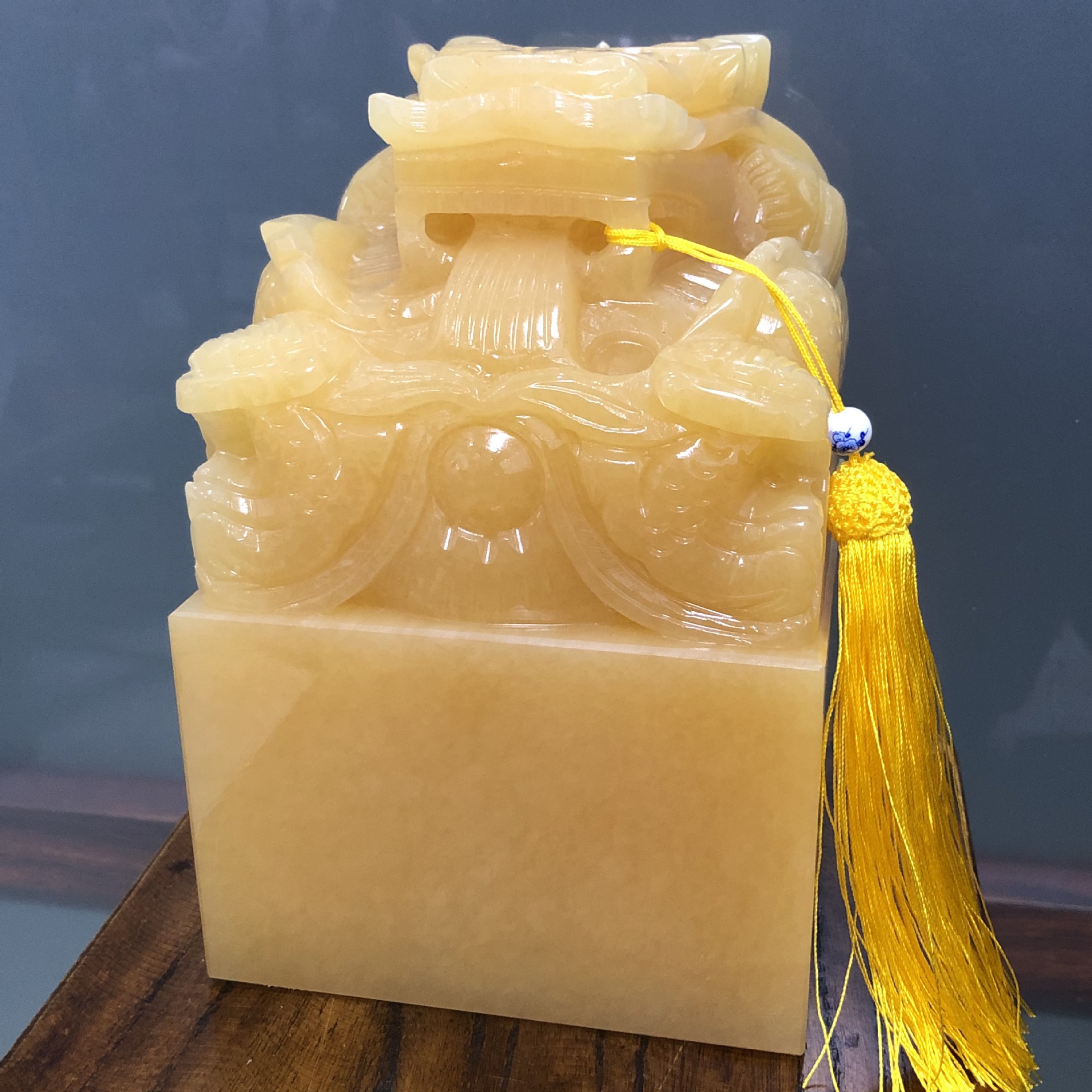 米黄玉龙头印章摆件玉玺黄龙玉篆刻姓名书画书法藏书水花印章玉玺