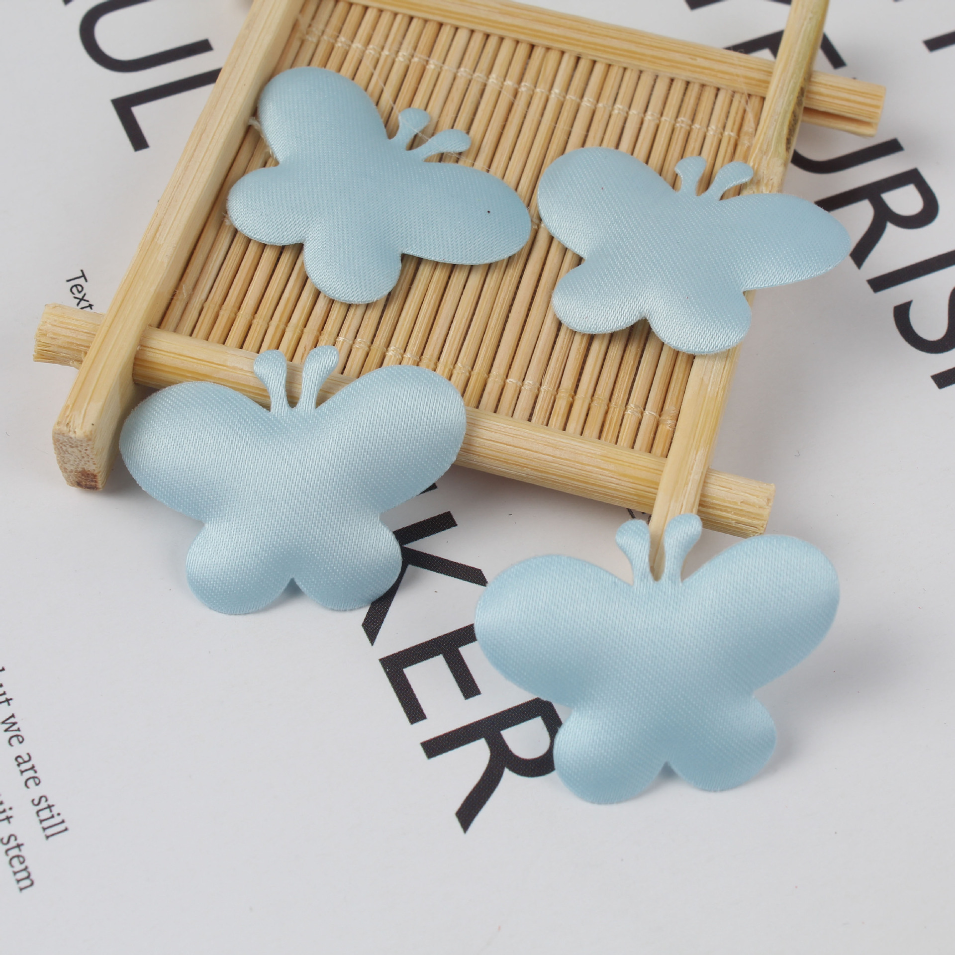 5公分海绵蝴蝶压床撒花婚礼装饰布置纸屑100包