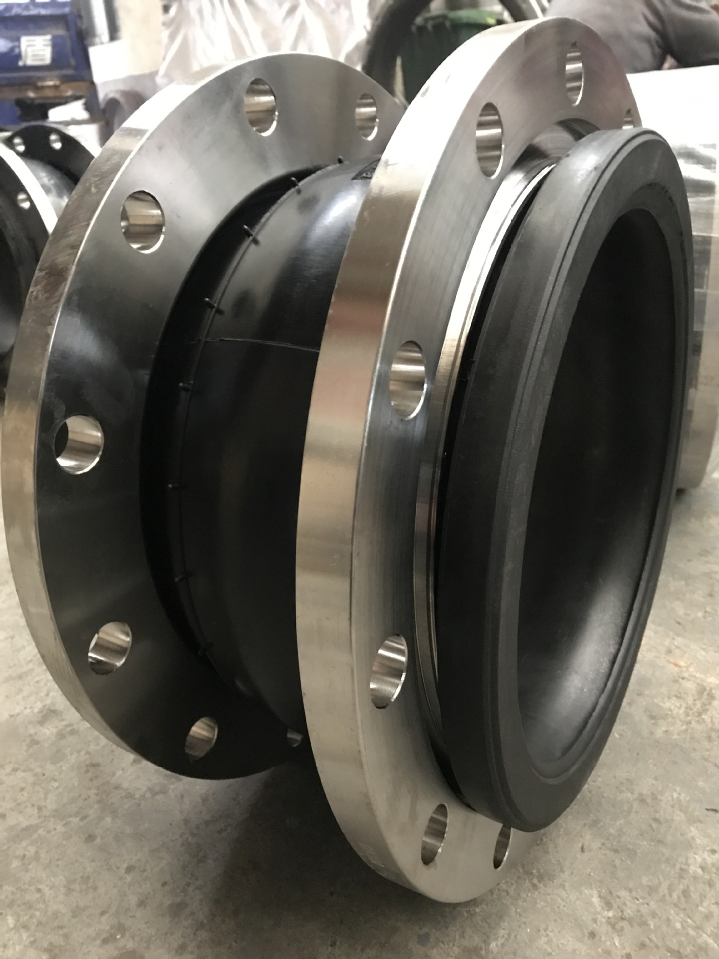 可曲挠橡胶防震接头软连接耐腐蚀橡胶膨胀节定制法兰橡胶防震接头